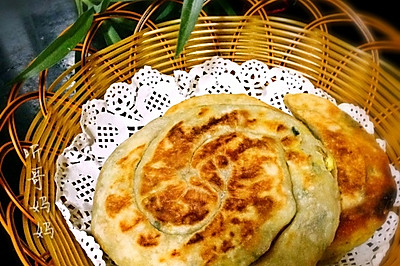 电饼铛做鸡蛋葱油饼