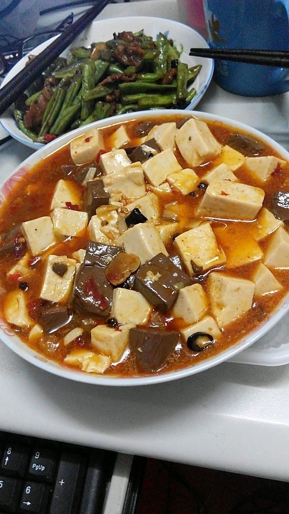 麻婆鸭血豆腐