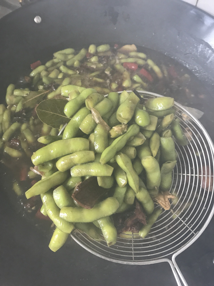 卤毛豆的做法