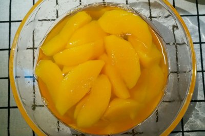 糖水黄桃罐头