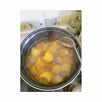 玉米胡萝卜排骨汤（电饭锅版）的做法图解1
