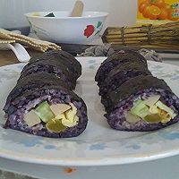 紫米寿司的做法图解3