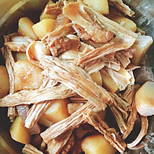 土豆支竹焖猪肉