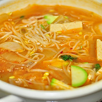 韩式泡菜风味汤面的做法图解7