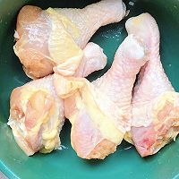 连吃两碗饭的照烧鸡腿，也太香了吧！的做法图解1