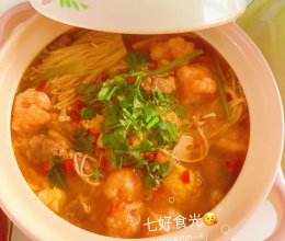 邂逅极致鲜美~~~虾滑牛肉锅的做法