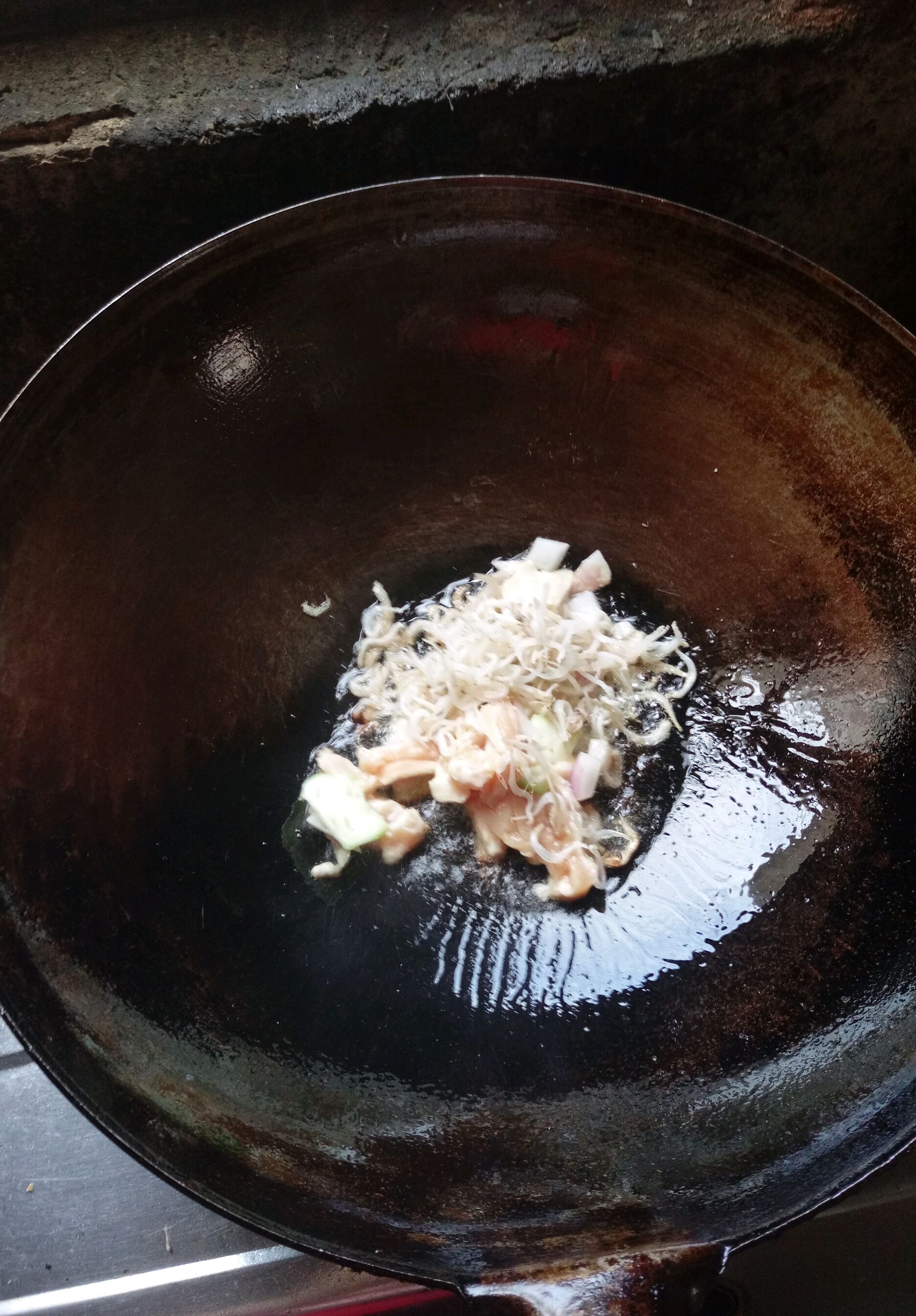 银鱼鸡蛋汤怎么做_银鱼鸡蛋汤的做法_豆果美食