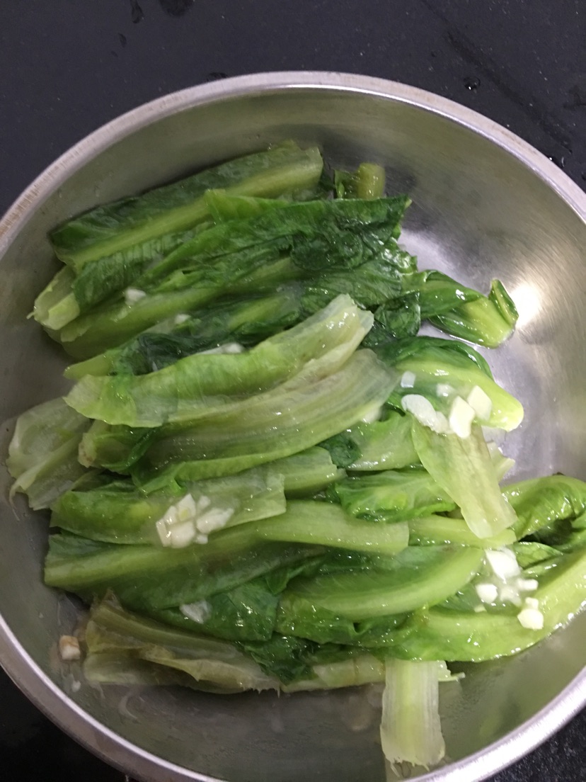 蒜蓉炒生菜的做法图解3