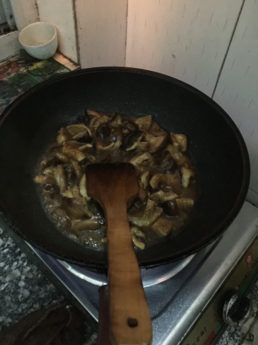 家常香菇油菜的做法图解7