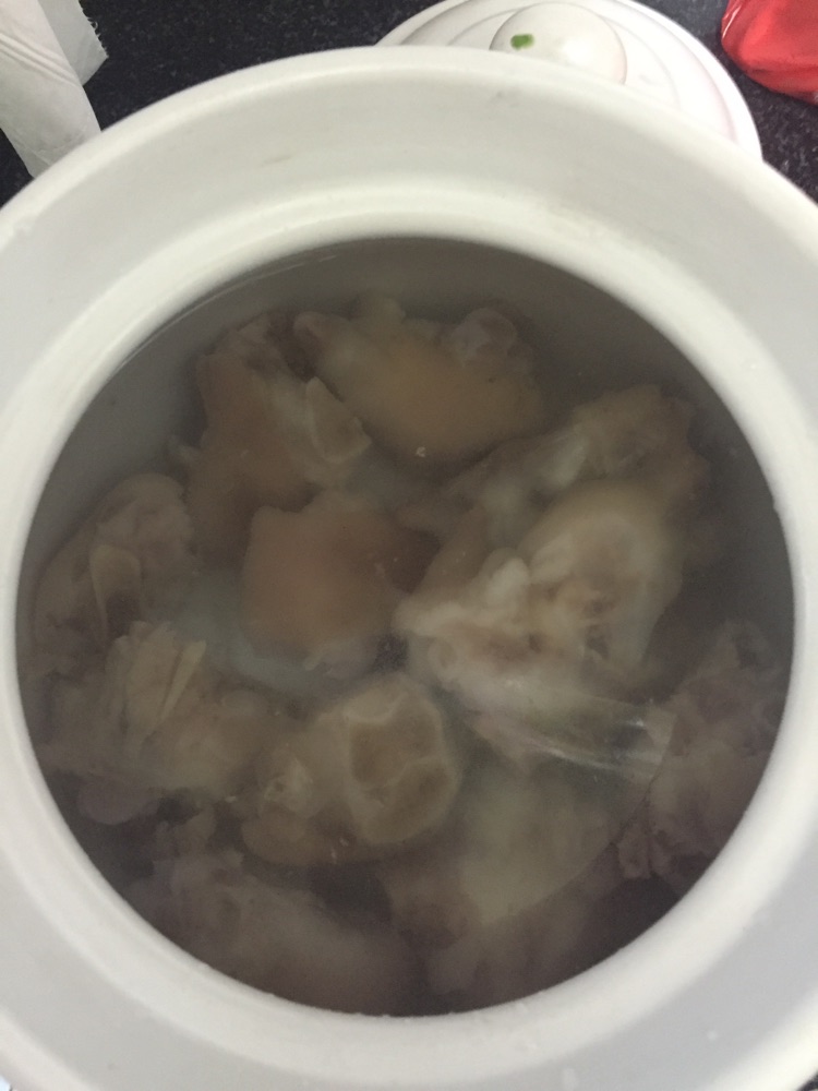 风味猪蹄的做法图解3