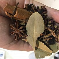 养肥的36道菜：10秘制酱牛肉的做法图解2