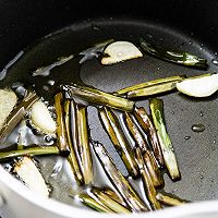 简单快手葱油拌面的做法图解3