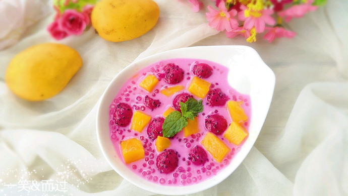 椰汁火龙果西米捞