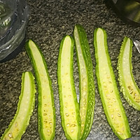 干煸苦瓜（没油）的做法图解1