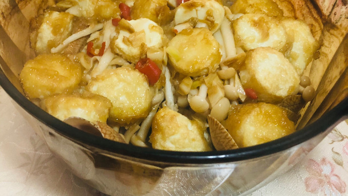 日本豆腐海鲜菇烩花甲