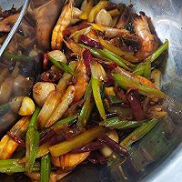美味简单好学的干锅虾的做法图解3