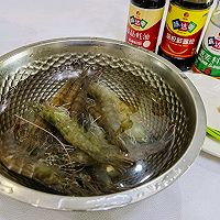 #名厨汁味正当夏#百吃不厌家常菜/油爆蚝汁大虾的做法图解1