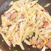 竹笋炒腊肉的做法图解8