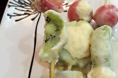水果串串冰（香蕉、西红柿、奇异果）