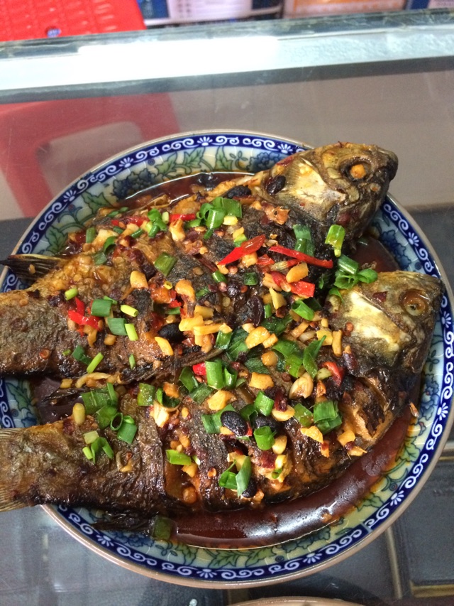 红烧鲫鱼