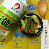 黃秋葵拌黃瓜的做法图解3