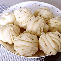 葱花花卷的做法图解1