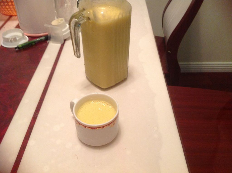椰奶芒果汁的做法