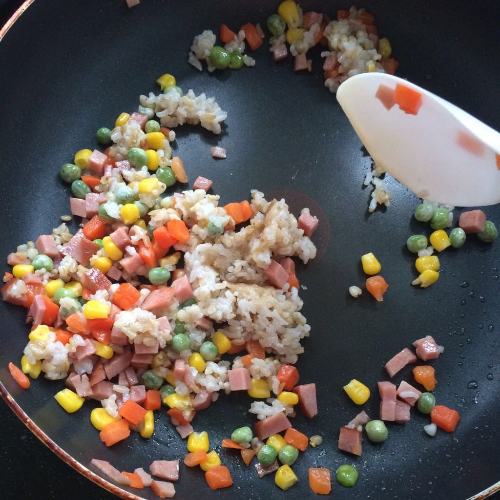 什锦蔬菜炒米饭怎么做_什锦蔬菜炒米饭的做法_豆果美食