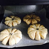 椰蓉花形面包的做法图解6