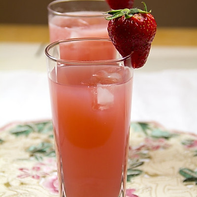 草莓石榴汁