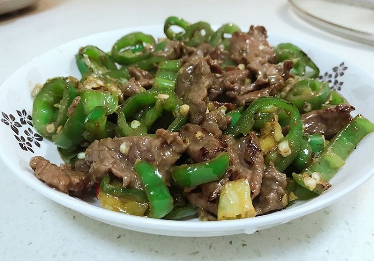 野山椒牛肉的做法