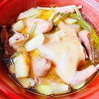 春日药膳煲鸽子山药菇汤的做法图解12