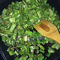 东北土豆炖豆角的做法图解2
