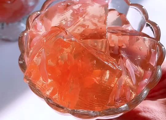 红蜜柚乌龙茶冰粉，香甜嫩滑，Q弹清爽