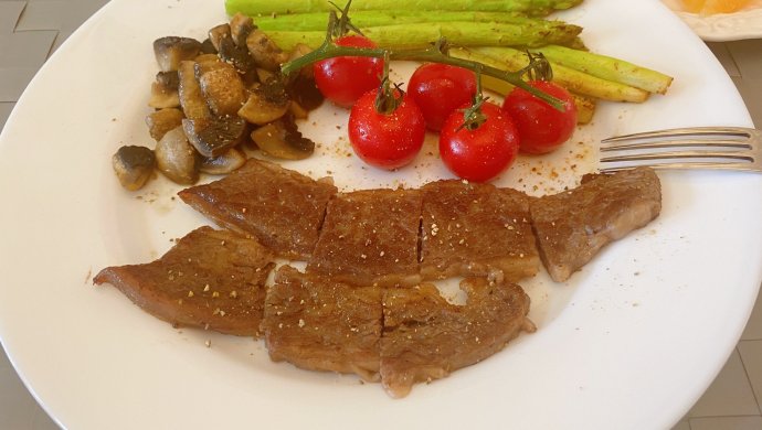 煎牛排