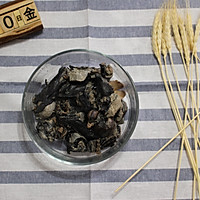 虫草花乌鸡汤的做法图解1