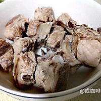 棒菜炖排骨的做法图解3
