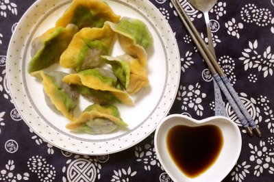 彩色水饺