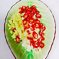 #花10分钟，做一道菜！#
凉拌酸辣菜心粉条的做法图解3