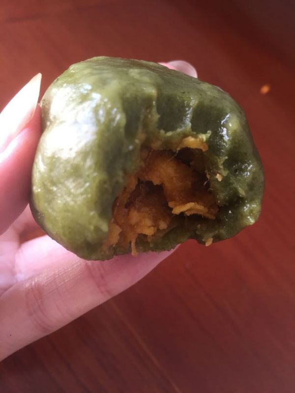 吃客 / 咸蛋肉松青团