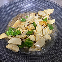 #不容错过的鲜美滋味#素鸡炒青椒的做法图解5