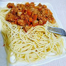 意大利番茄肉酱面