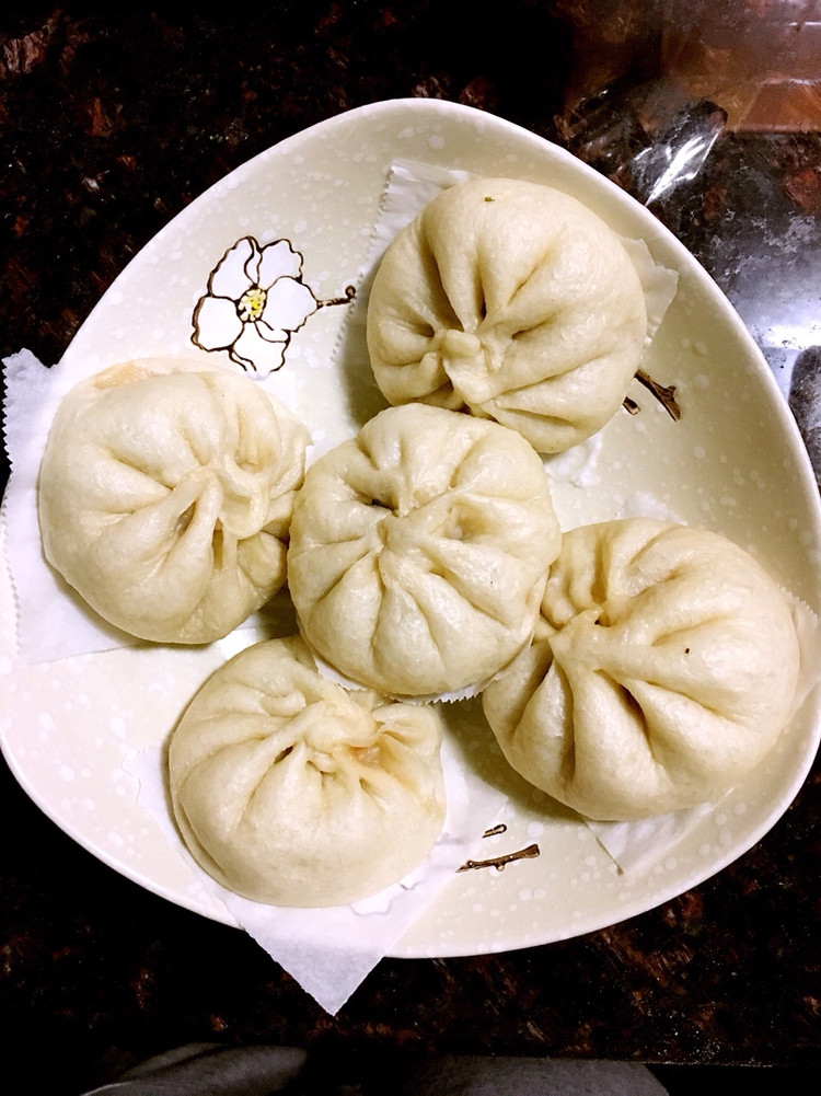 香菇鸡肉小包子的做法