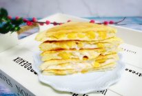 #童年不同样，美食有花样#爆浆芒果酸奶吐司的做法