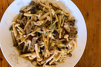 双菇炒肉