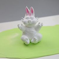 裱花师十二生肖技艺--卡通兔的做法图解4