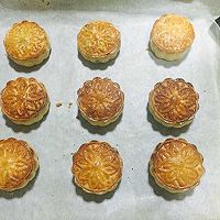 广式月饼(蛋黄豆沙)的做法图解6