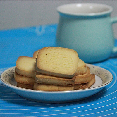 炼乳饼干