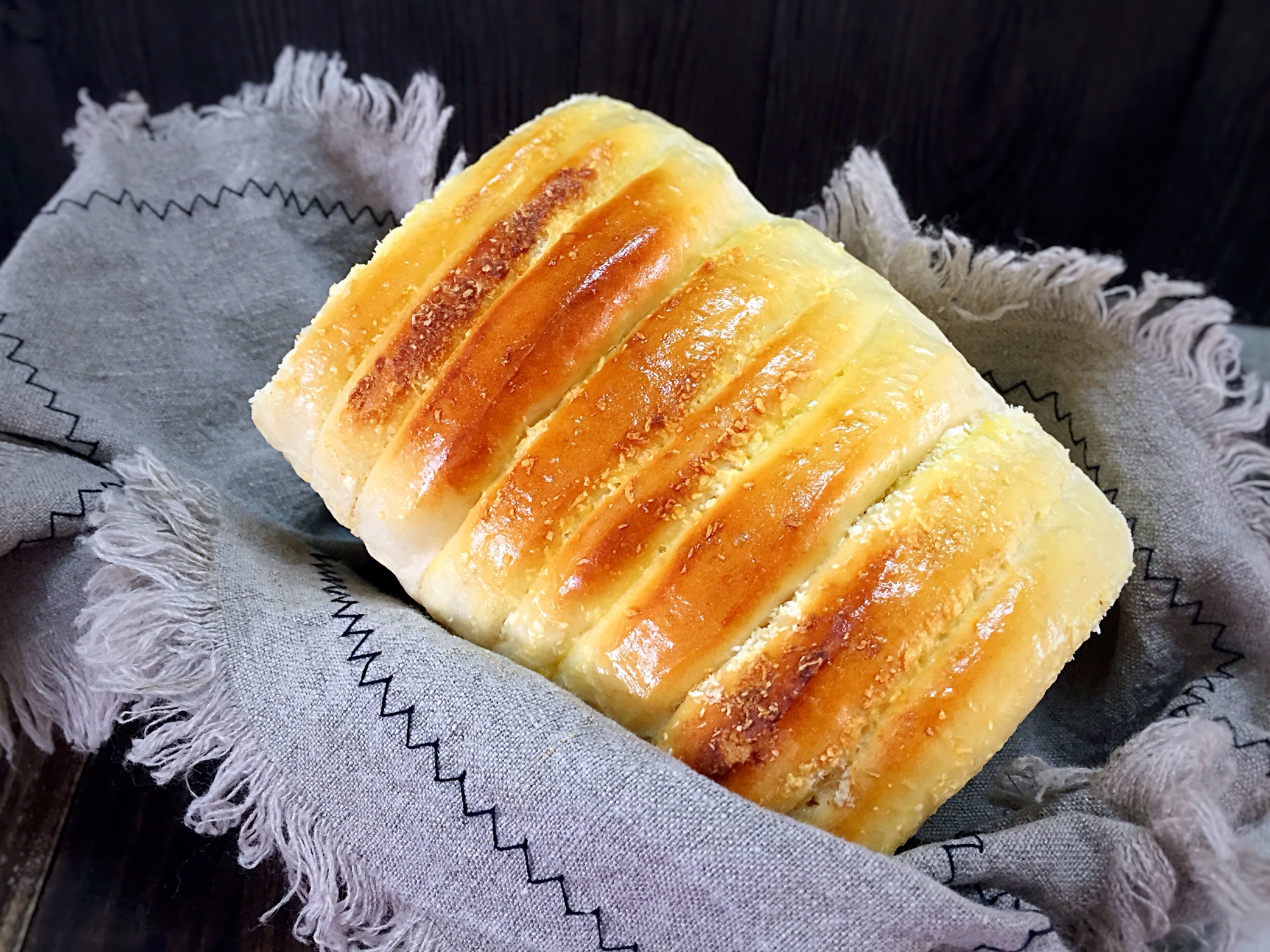 Casda hand shredded bread