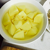 胡萝卜土豆烧牛肉的做法图解3